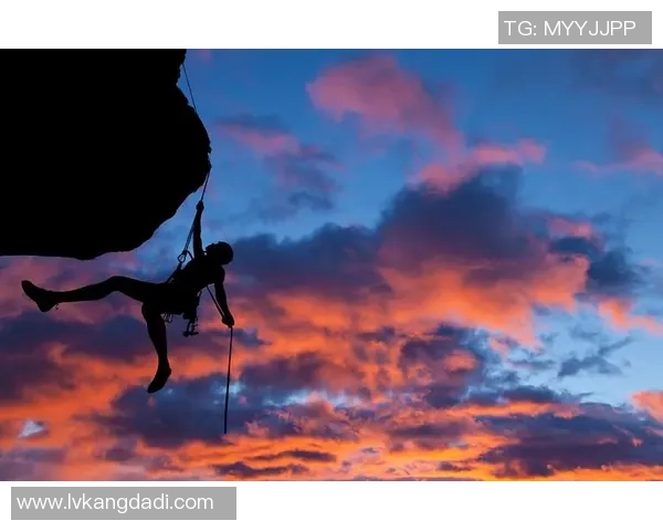 深圳攀岩队心理素质探讨：攀登中的心态与挑战应对策略